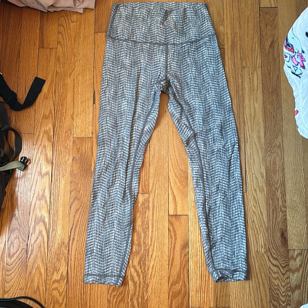 Lululemon leggings